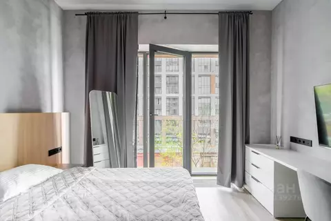 Студия Санкт-Петербург наб. Макарова, 58 (28.8 м)