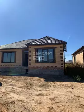 Дом в Астраханская область, Наримановский район, с. Солянка ...