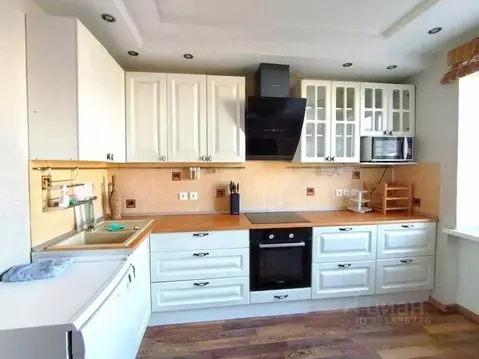 2-к кв. Волгоградская область, Волгоград Даугавская ул., 20 (72.5 м)