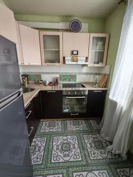 2-к кв. Волгоградская область, Волгоград ул. 8-й Воздушной Армии, 44 ...