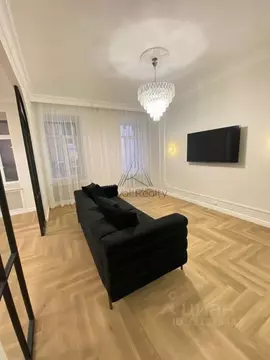3-к кв. Санкт-Петербург 18-я Васильевского острова линия, 19 (90.0 м)