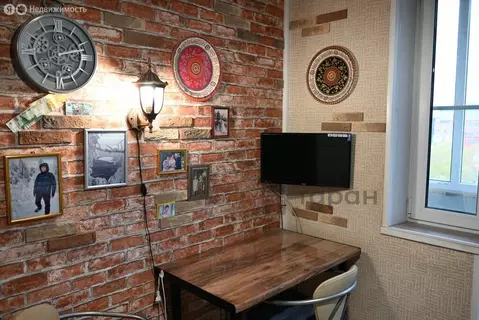 2-комнатная квартира: Челябинск, улица Братьев Кашириных, 101 (50.3 м)