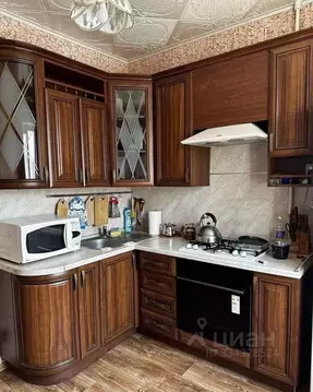 2-к кв. Омская область, Омск ул. 70 лет Октября, 6 (51.9 м)