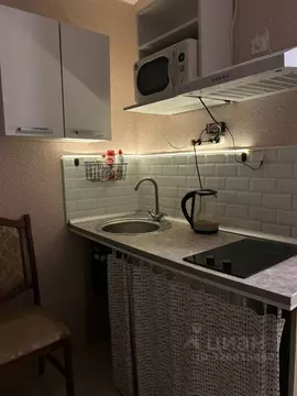 Студия Санкт-Петербург бул. Красных Зорь, 24 (16.0 м)