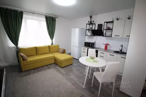 3-к кв. Свердловская область, Екатеринбург ул. Академика Ландау, 14/3 ...