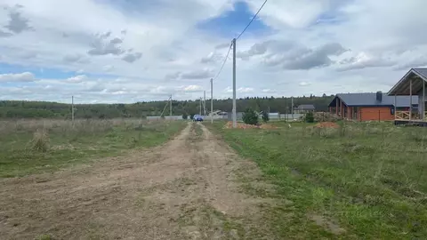 Участок в Владимирская область, Владимир д. Уварово, ул. Кленовская, 6 ...