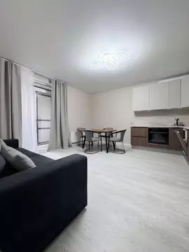3-к кв. Санкт-Петербург Уральская ул., 25 (90.0 м)