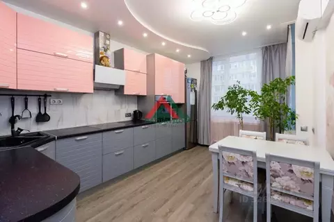 2-к кв. Краснодарский край, Краснодар ул. Трудовой Славы, 43к1 (67.0 ...