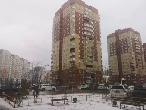 2-к кв. Тюменская область, Тюмень ул. Бориса Житкова, 2 (59.2 м)