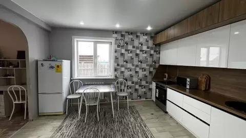 Дом в Бурятия, Иволгинский район, Нижнеиволгинское с/пос, с. Сужа ул. ...