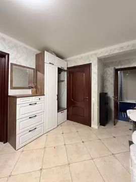 2-к кв. Санкт-Петербург ул. Латышских Стрелков, 17к1 (77.4 м)