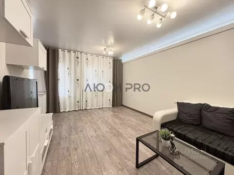 Таунхаус в Саратовская область, Энгельс проезд 2-й Садовый, 5/7 (107 ...