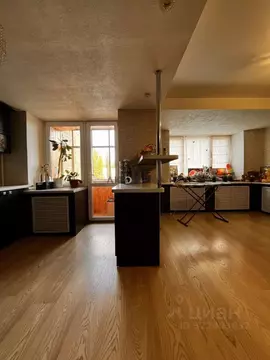 4-к кв. Башкортостан, Уфа ул. Юрия Гагарина, 14 (99.8 м)