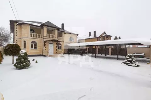 Дом в Ростовская область, Аксай ул. Вячеслава Гетманова, 37 (350 м)