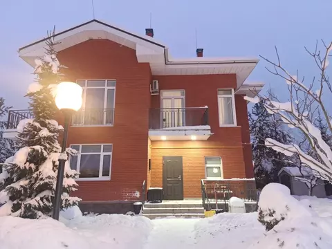 Коттедж в Москва д. Каменка, Природный парк Каменка кп,  (328 м)
