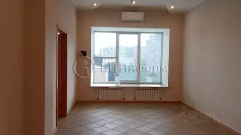 Офис в Санкт-Петербург Уральская ул., 10к1Б (97 м)