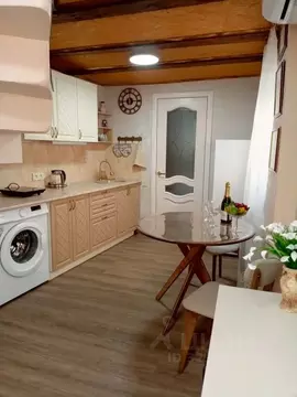 1-к кв. Крым, Евпатория ул. Иванова, 1 (35.0 м)