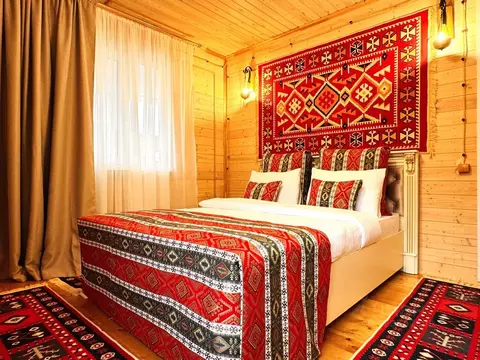 Дом в Карачаево-Черкесия, Зеленчукский район, с. Архыз ул. Алиева, 12В ...