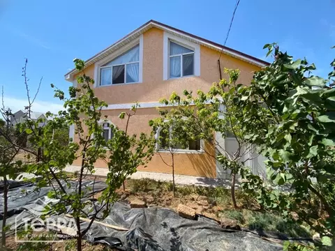 Дом в Крым, Сакский район, Штормовское с/пос, с. Крыловка ул. Садовая, ...