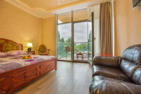 Комната Крым, Алушта ул. Набережная, 18 А