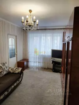 2-к кв. Омская область, Омск Городок Нефтяников мкр, ул. Энтузиастов, ...