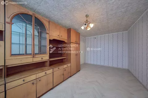 2-комнатная квартира: Рыбное, Большая улица, 55 (44 м)