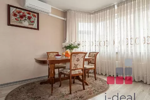 Продается 2-комнатная квартира