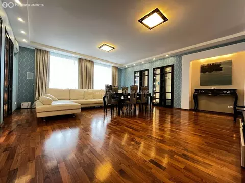 3-комнатная квартира: Архангельск, Троицкий проспект, 12 (149.2 м)