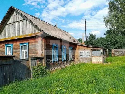 Дом в Брянская область, Унечский район, Найтоповичское с/пос, с. ...