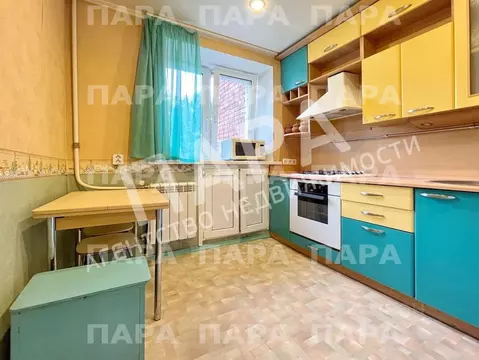 3-к кв. Самарская область, Самара просп. Ленина, 12 (65.0 м)