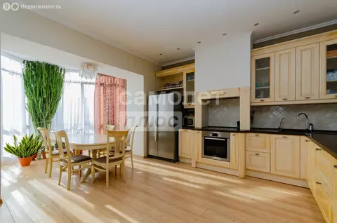 2-комнатная квартира: Челябинск, улица Братьев Кашириных, 54 (102.4 м)