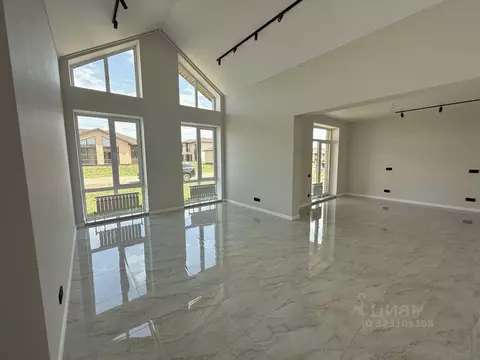 Дом в Татарстан, Лаишевский район, Большекабанское с/пос, с. Большие ...