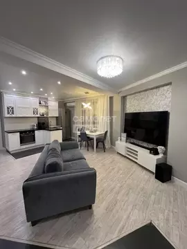 3-к кв. Челябинская область, Челябинск ул. Труда, 156В (90.0 м)