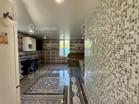 Дом в Волгоградская область, Волгоград Дзержинец СНТ, Степной массив, ...