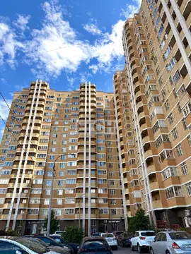 Продается 2-комнатная квартира