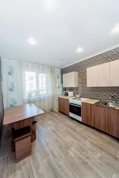 3-к кв. Алтайский край, Бийск ул. Имени Героя Советского Союза ...