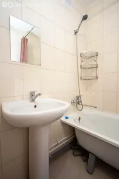 1-комнатная квартира: Тюмень, улица Алексея Леонова, 36 (35.5 м)