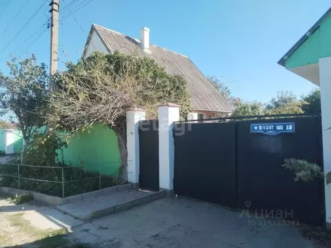 Дом в Крым, Ленинский район, Семисотское с/пос, с. Каменское ул. ...