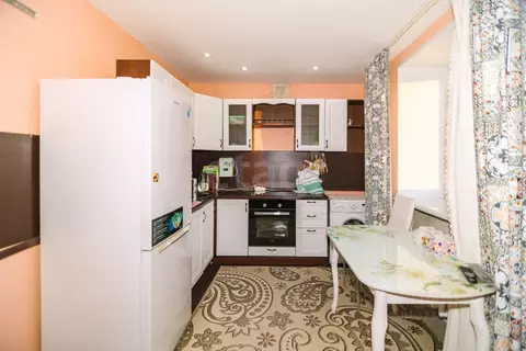 Студия Ханты-Мансийский АО, Сургут ул. Грибоедова, 8 (34.6 м)