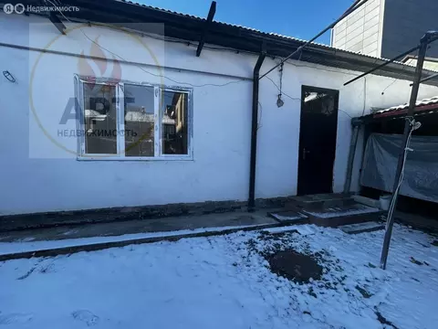 Дом в Владикавказ, Бородинская улица, 10 (50 м)