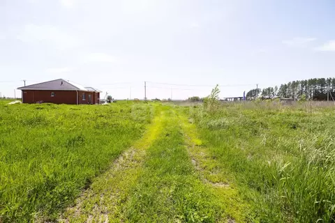 Участок в Тюменская область, Тюменский муниципальный округ, д. ...
