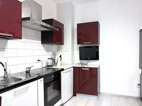 2-к кв. Санкт-Петербург ул. Струве, 6 (71.7 м)