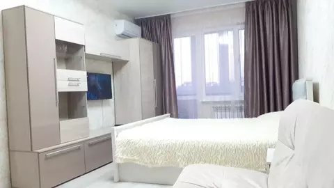 2-к кв. Крым, Симферополь просп. Победы, 82 (49.0 м)