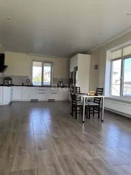 Дом в Тюменская область, Тюмень Березняковский мкр, ул. Нефтеюганская ...