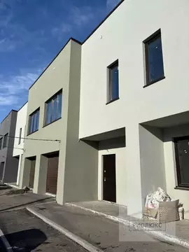 Таунхаус в Челябинская область, Магнитогорск Счастливый кп, ул. ...