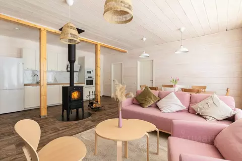 Дом в Ленинградская область, Приозерский район, Красноозерное с/пос, ...