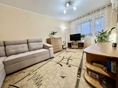 1-к кв. Самарская область, Тольятти ул. 70 лет Октября, 6 (34.2 м)