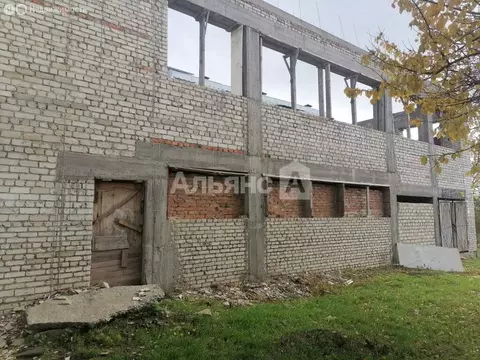 Торговая площадь (800 м)