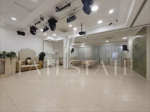 Помещение свободного назначения в Татарстан, Казань ул. Пушкина, 44 ...