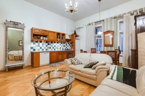 3-к кв. Санкт-Петербург Моховая ул., 17 (96.0 м)